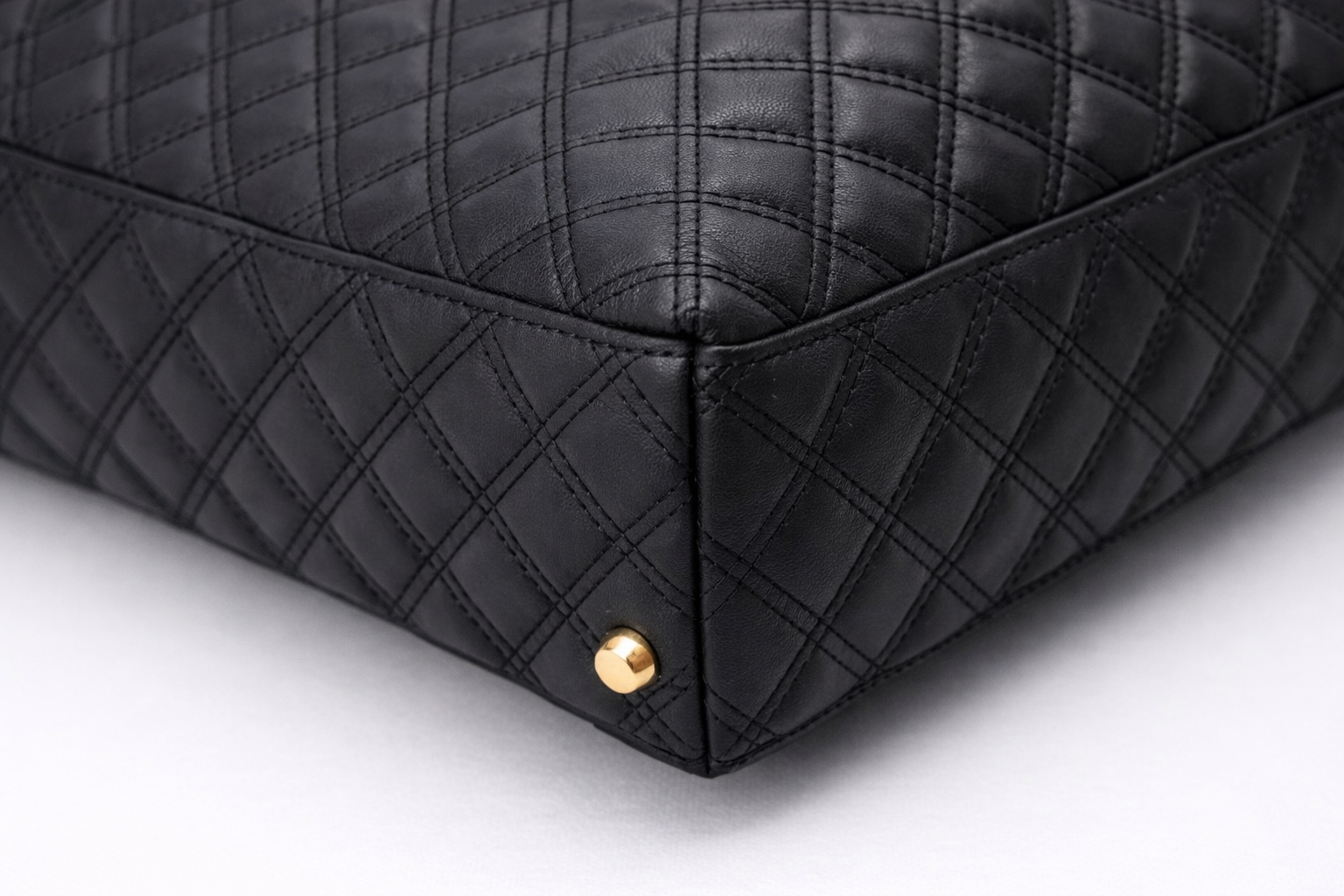 GUESS Giully Tote Women's Handbag